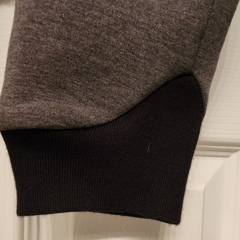 LIME & VINE Scuba Gray and Black jumpsuit Size Small - Picture 4 of 12
